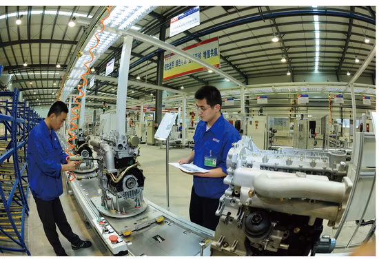 강력한 4기통 가스 엔진 (YCK05185N